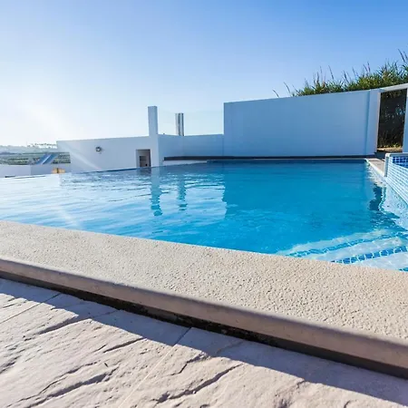 Ostello The Maverick Surfvillas