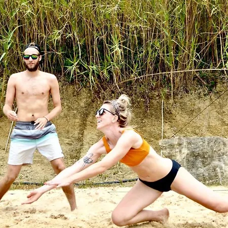 Ostello The Maverick Surfvillas *