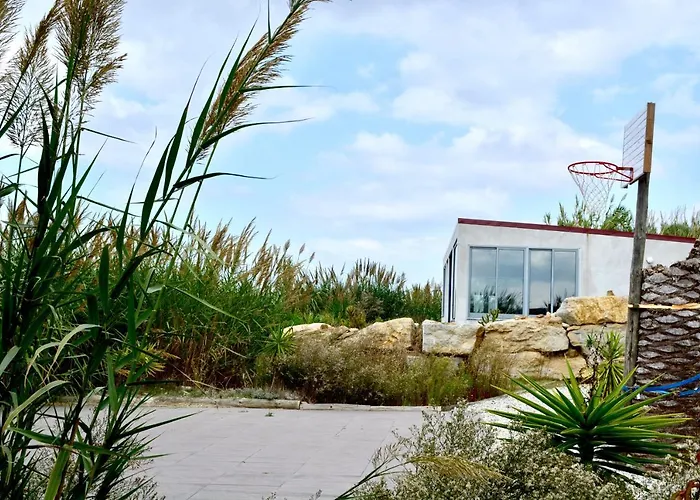 The Maverick Surfvillas *