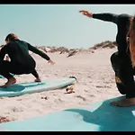The Maverick Surfvillas Vandrarhem Lourinhã