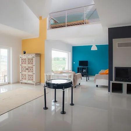 The Maverick Surfvillas * Lourinhã
