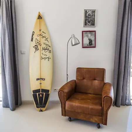 Hostel The Maverick Surfvillas *