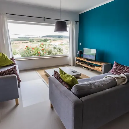 The Maverick Surfvillas * Lourinhã