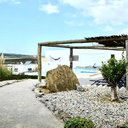 The Maverick Surfvillas Hostel Lourinhã