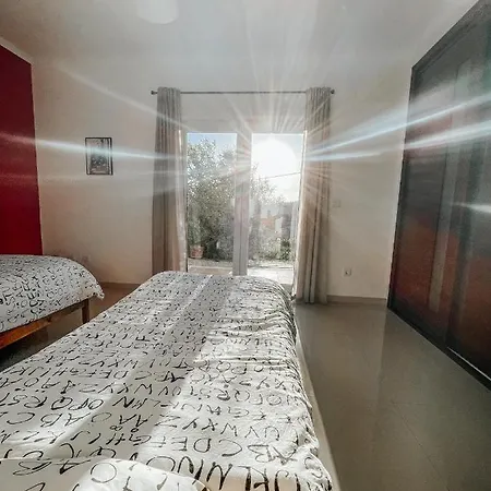 Хостел The Maverick Surfvillas