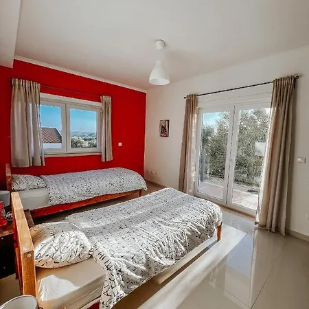 Hostel The Maverick Surfvillas *
