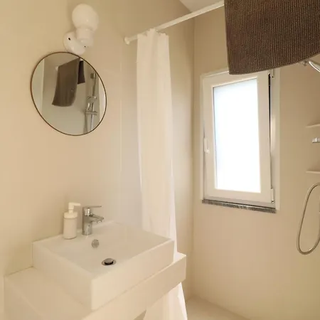 The Maverick Surfvillas Hostel