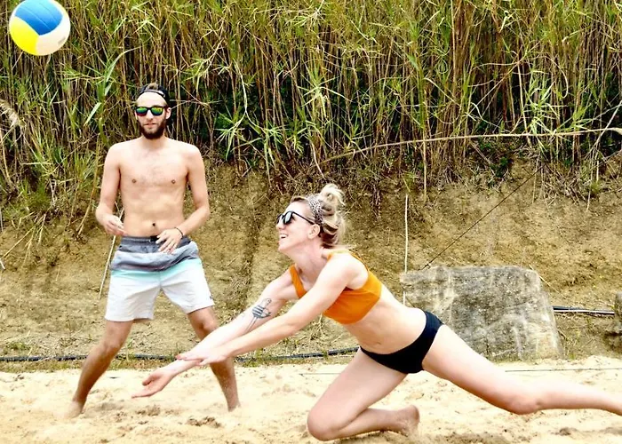 Hostel The Maverick Surfvillas *